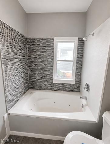 9901 Heath Avenue Cleveland OH 44104