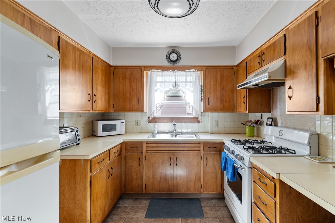 2041 15th Street Cuyahoga Falls OH 44223