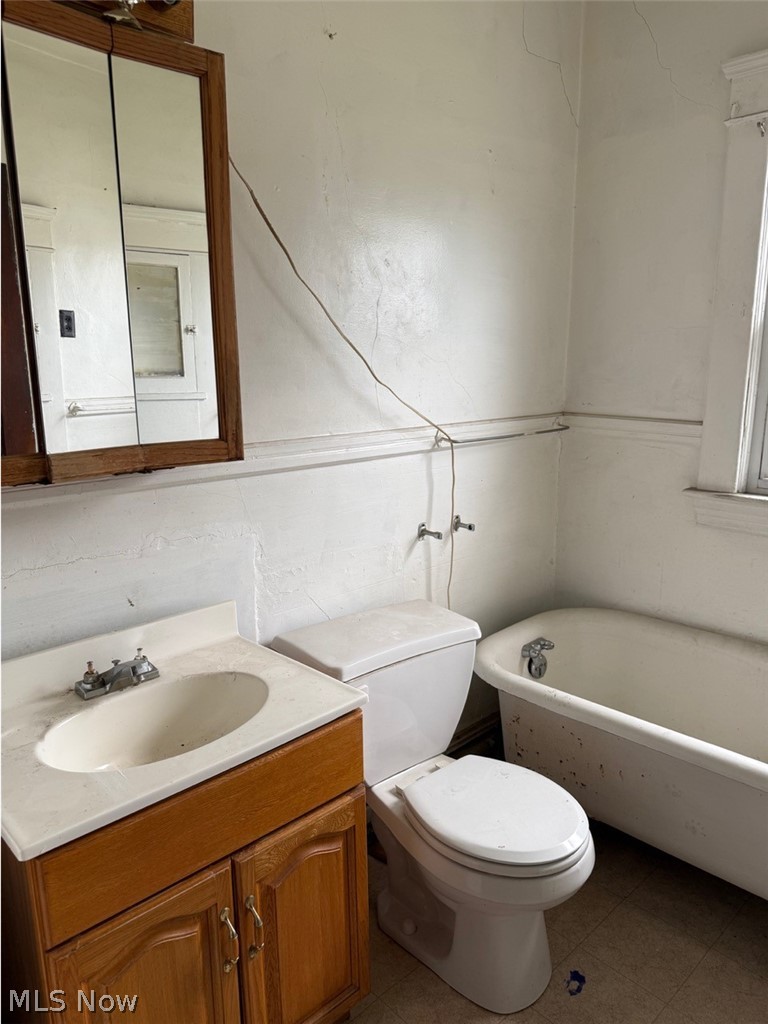 1623 Elsinore Avenue East Cleveland OH 44112