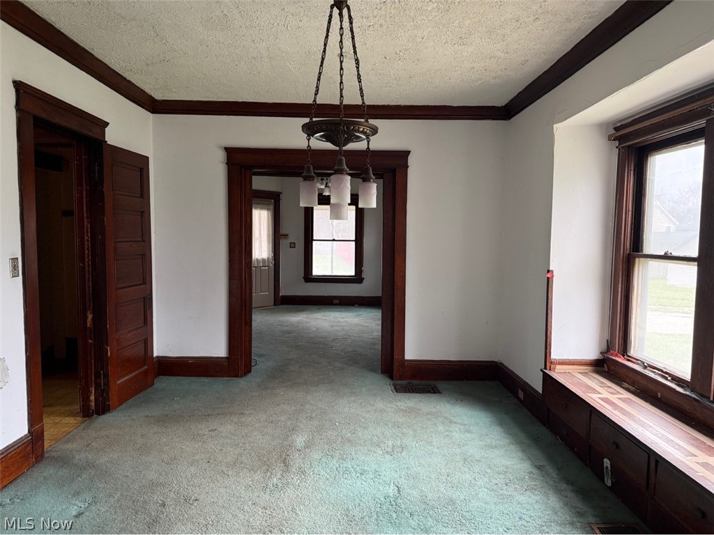 1623 Elsinore Avenue East Cleveland OH 44112