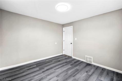 3278 W 117th Street Cleveland OH 44111