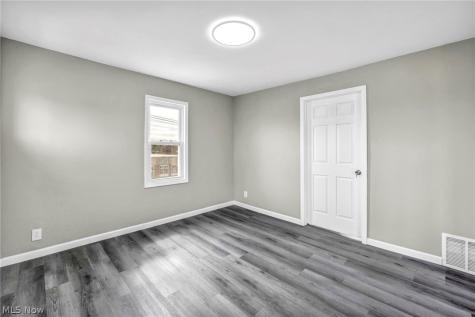 3278 W 117th Street Cleveland OH 44111