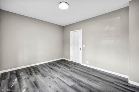 3278 W 117th Street Cleveland OH 44111