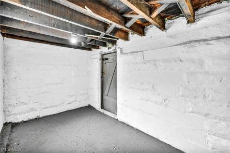 3278 W 117th Street Cleveland OH 44111