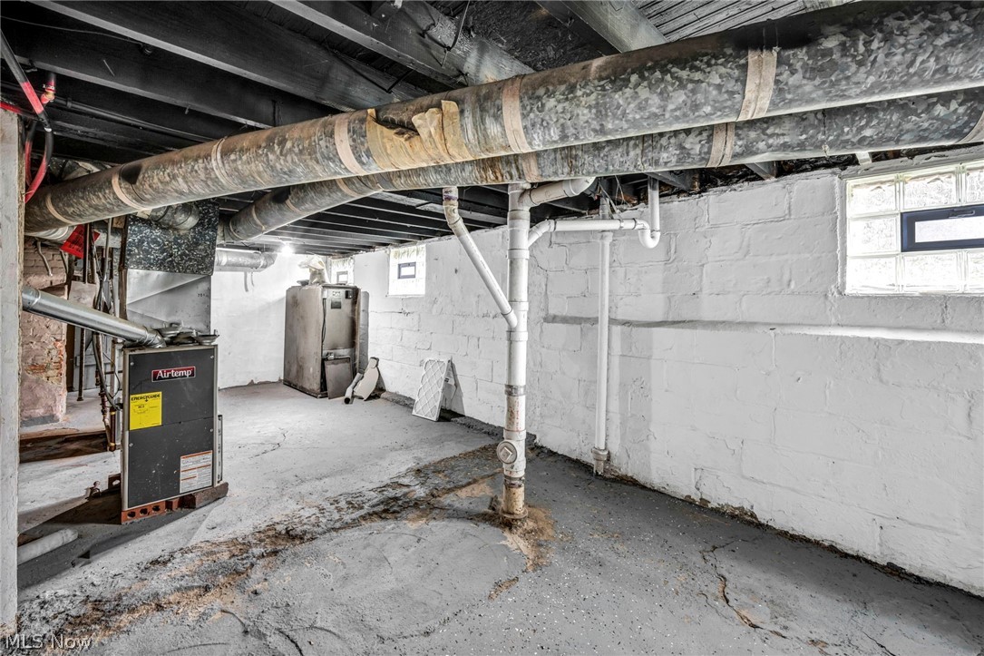 3278 W 117th Street Cleveland OH 44111