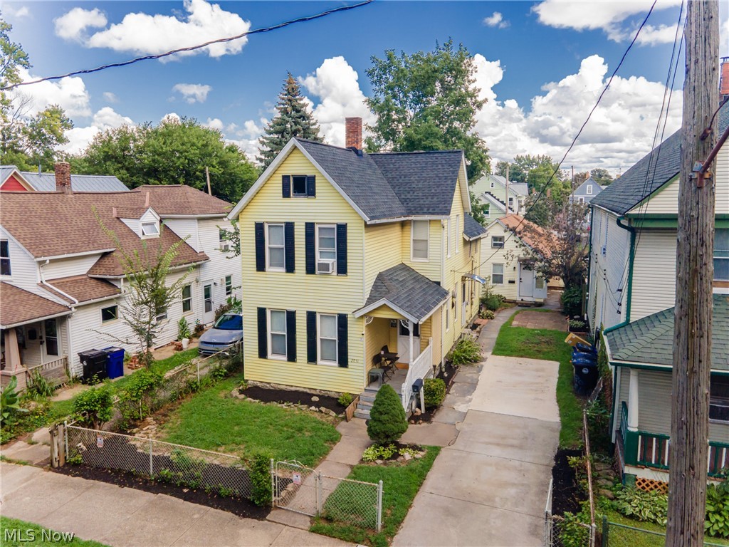 2051-2053 W 45th Street Cleveland OH 44102