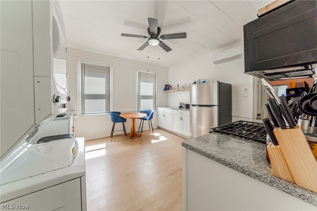 2051-2053 W 45th Street Cleveland OH 44102