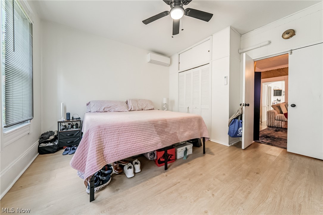 2051-2053 W 45th Street Cleveland OH 44102