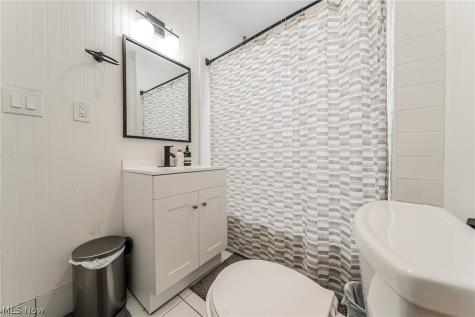 2051-2053 W 45th Street Cleveland OH 44102