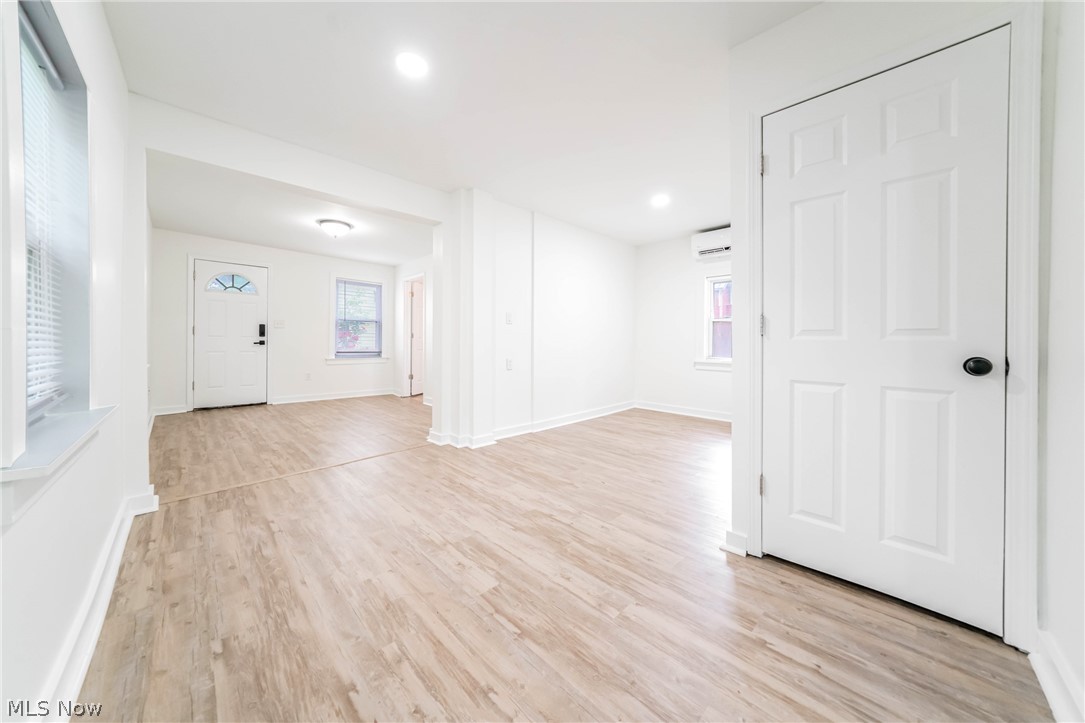 2051-2053 W 45th Street Cleveland OH 44102