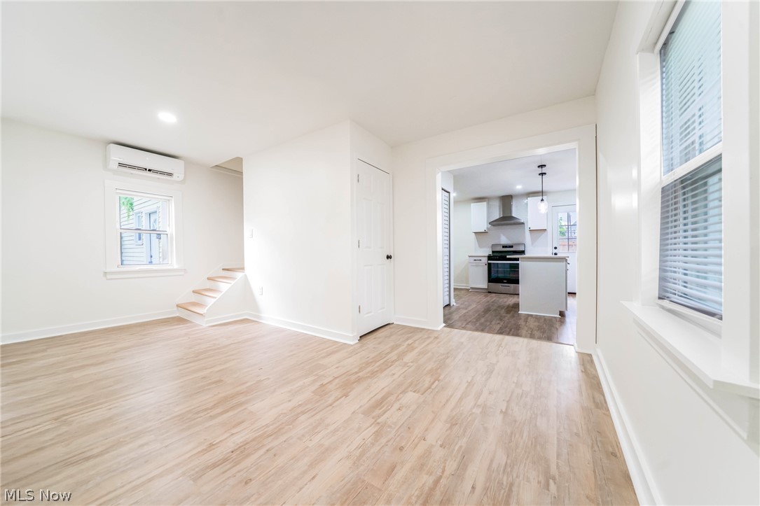 2051-2053 W 45th Street Cleveland OH 44102