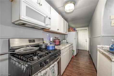 503 Sumner Street Akron OH 44304