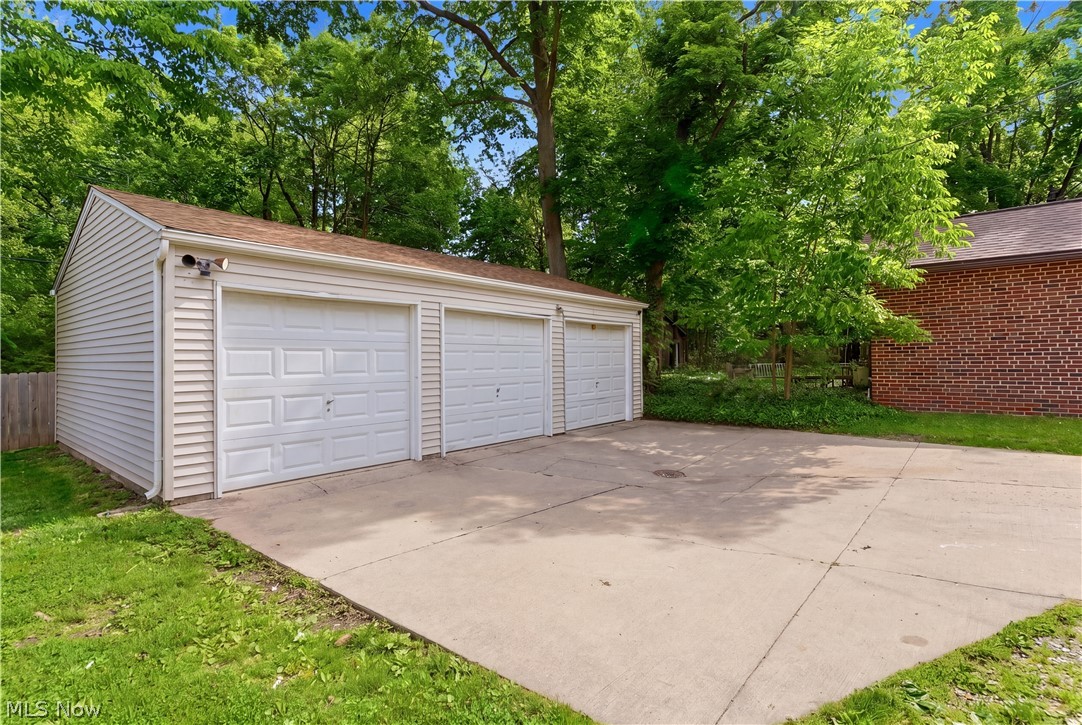 3395 Euclid Heights Boulevard Cleveland Heights OH 44118