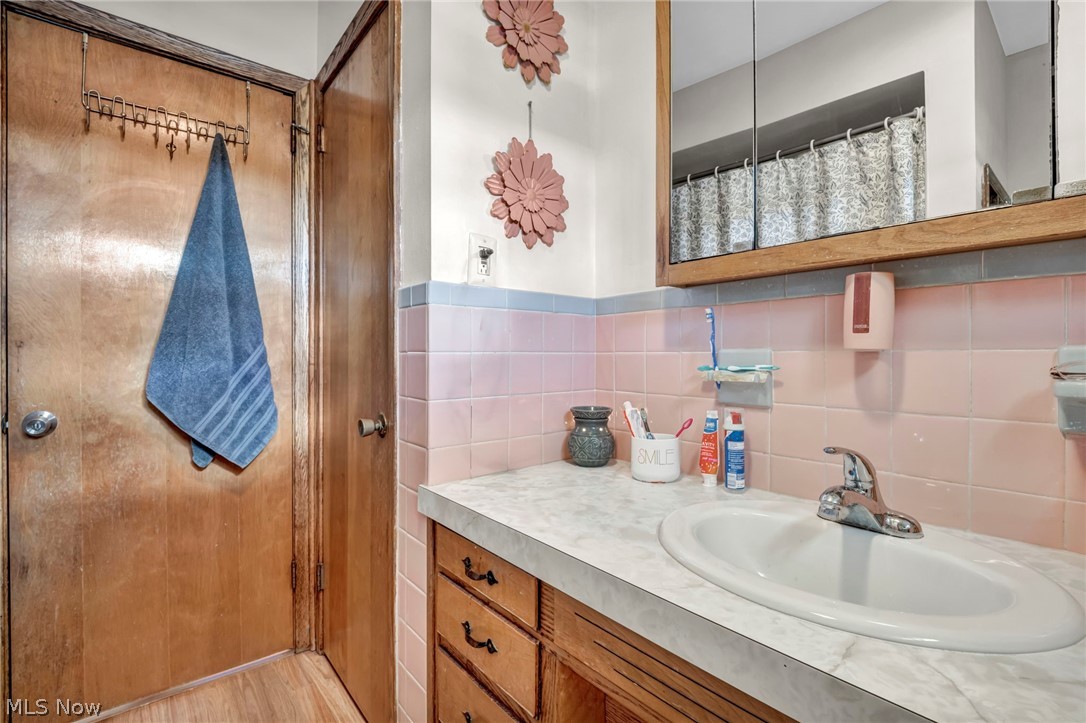 3208 Pleasant Drive Norton OH 44203