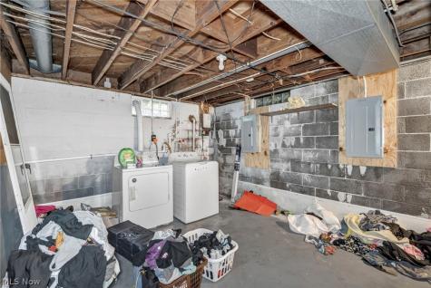 3208 Pleasant Drive Norton OH 44203
