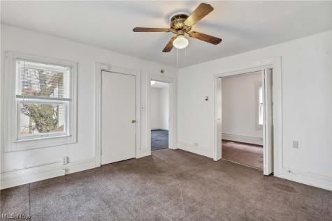 2815 Monroe Avenue Cleveland OH 44113