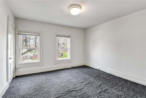 2815 Monroe Avenue Cleveland OH 44113