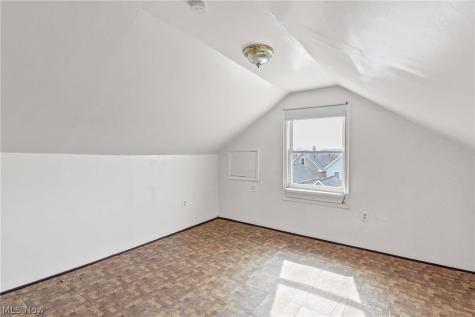 2815 Monroe Avenue Cleveland OH 44113