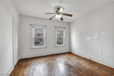 2815 Monroe Avenue Cleveland OH 44113