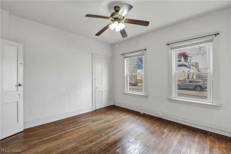 2815 Monroe Avenue Cleveland OH 44113
