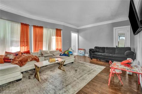 382 Madison Avenue Akron OH 44320