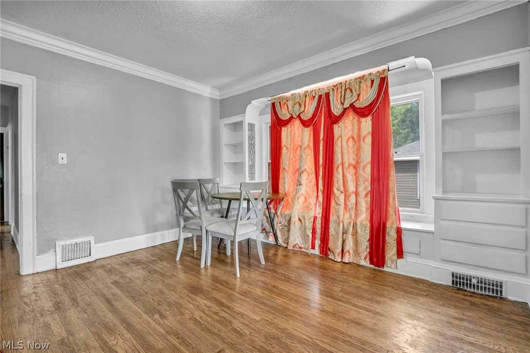 382 Madison Avenue Akron OH 44320