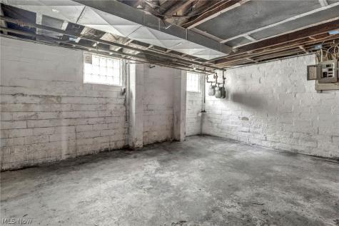 382 Madison Avenue Akron OH 44320