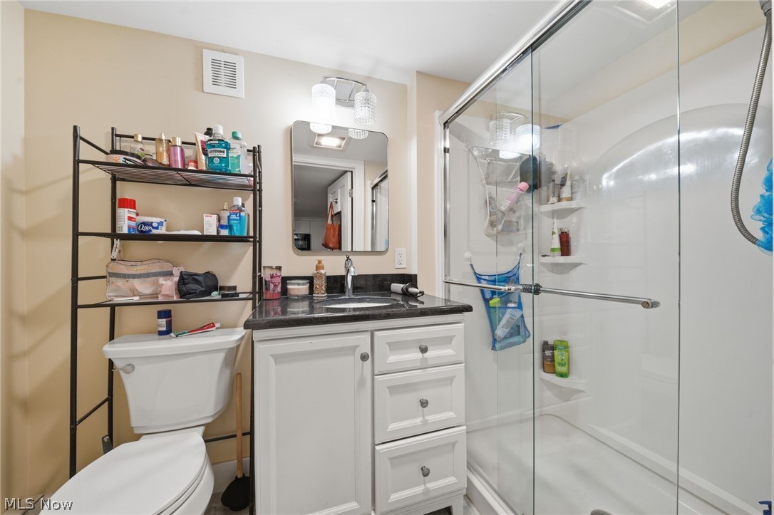 5582 S Ridge Road Madison OH 44057