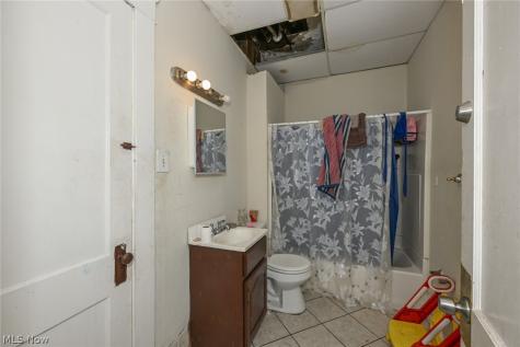4123 E 59th Street Cleveland OH 44105