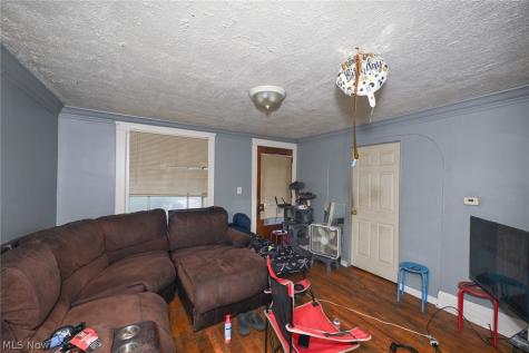 4123 E 59th Street Cleveland OH 44105