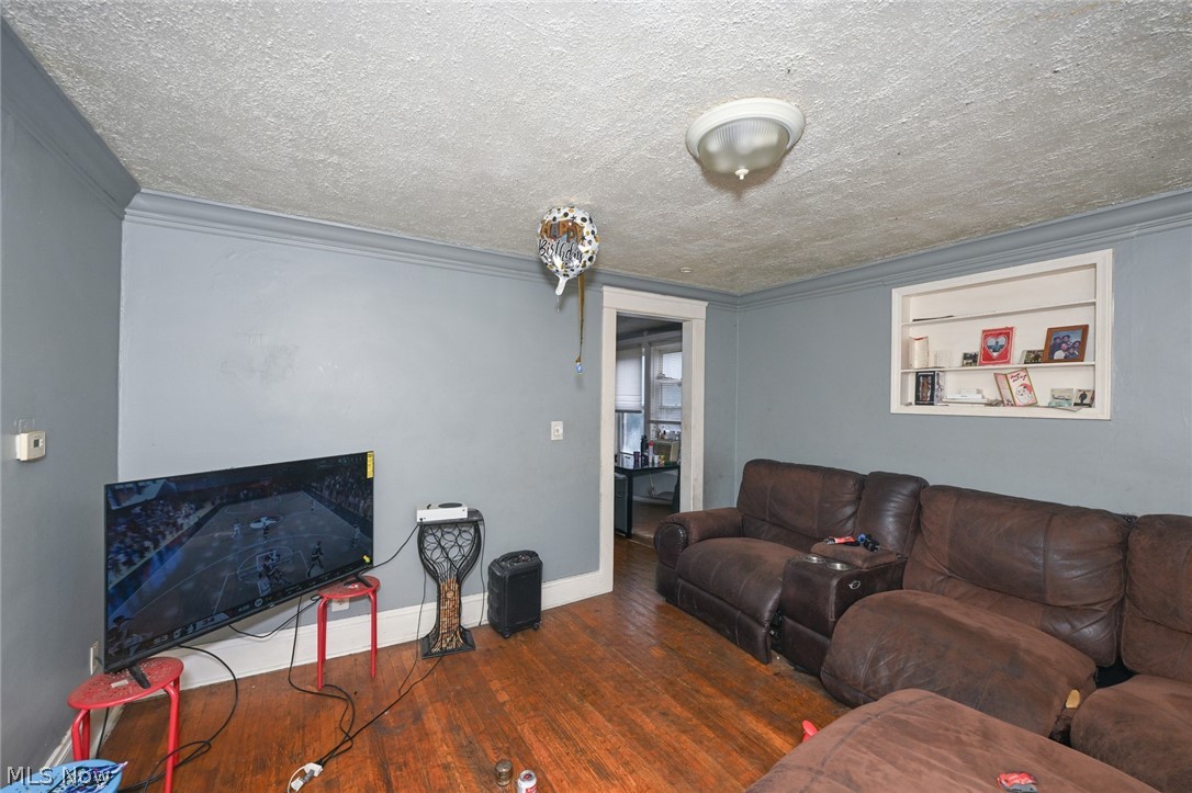 4123 E 59th Street Cleveland OH 44105