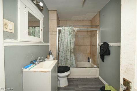4123 E 59th Street Cleveland OH 44105