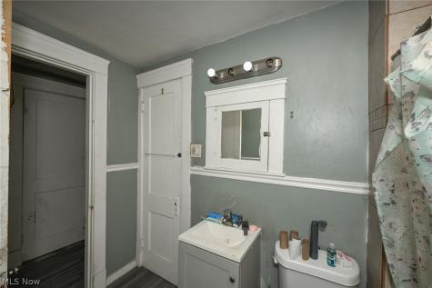 4123 E 59th Street Cleveland OH 44105