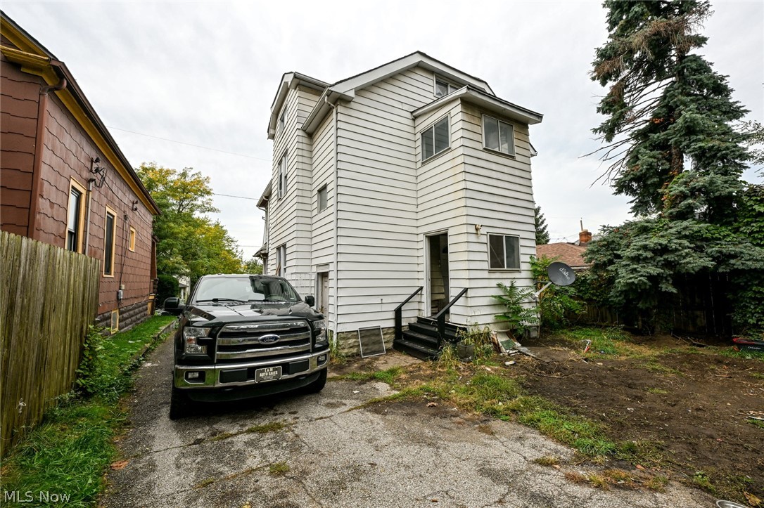 4123 E 59th Street Cleveland OH 44105