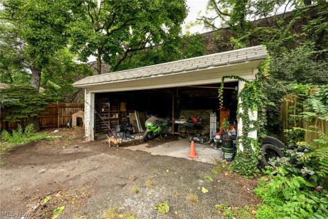 4123 E 59th Street Cleveland OH 44105