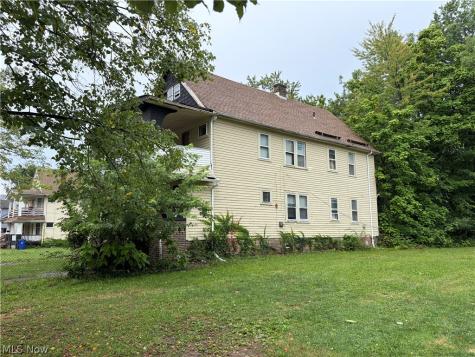 3332 E 145th Street Cleveland OH 44120
