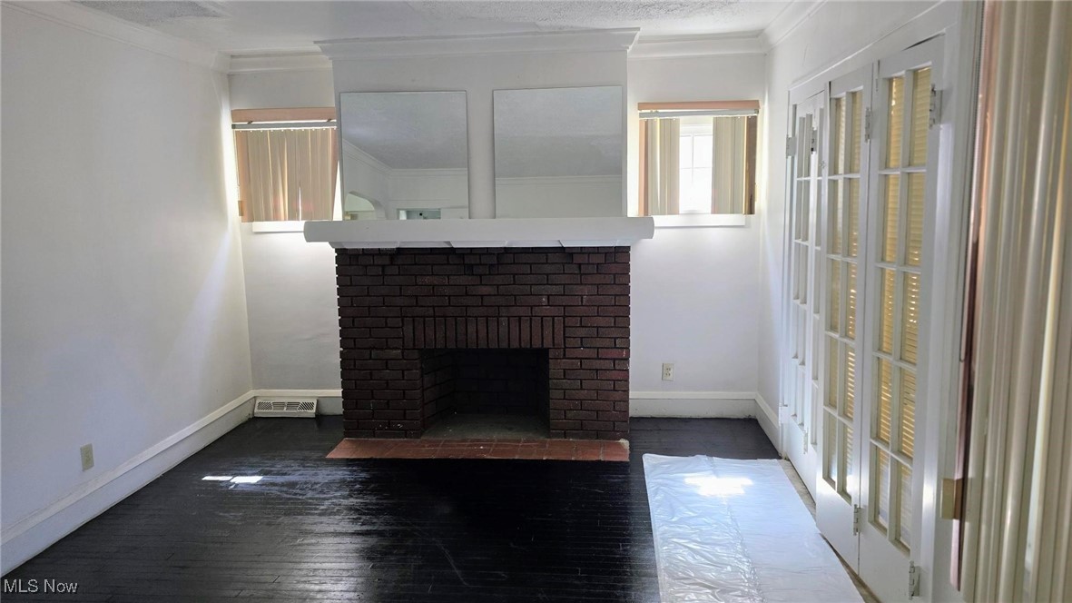 1113 E 177th Street Cleveland OH 44119