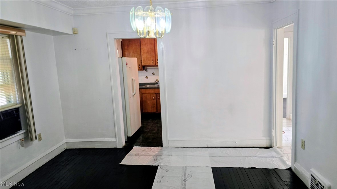 1113 E 177th Street Cleveland OH 44119