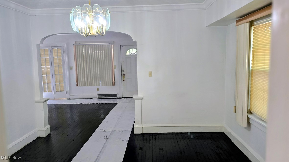 1113 E 177th Street Cleveland OH 44119