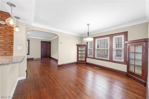 1583 Victoria Avenue Lakewood OH 44107