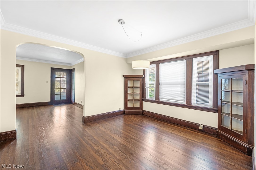 1583 Victoria Avenue Lakewood OH 44107