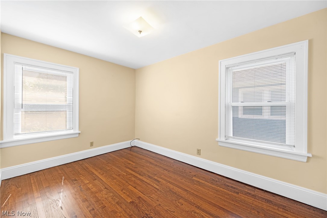 1583 Victoria Avenue Lakewood OH 44107