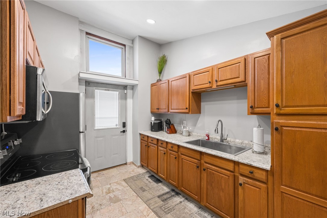 1404 Long Avenue Lorain OH 44052