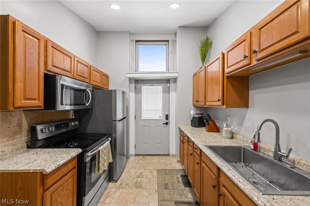 1404 Long Avenue Lorain OH 44052