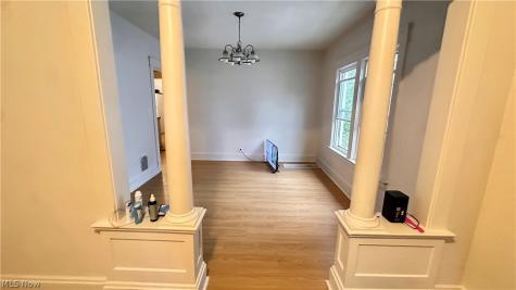 8906 Jeffries Avenue Cleveland OH 44105