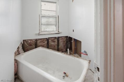 3604 E 154th Street Cleveland OH 44120