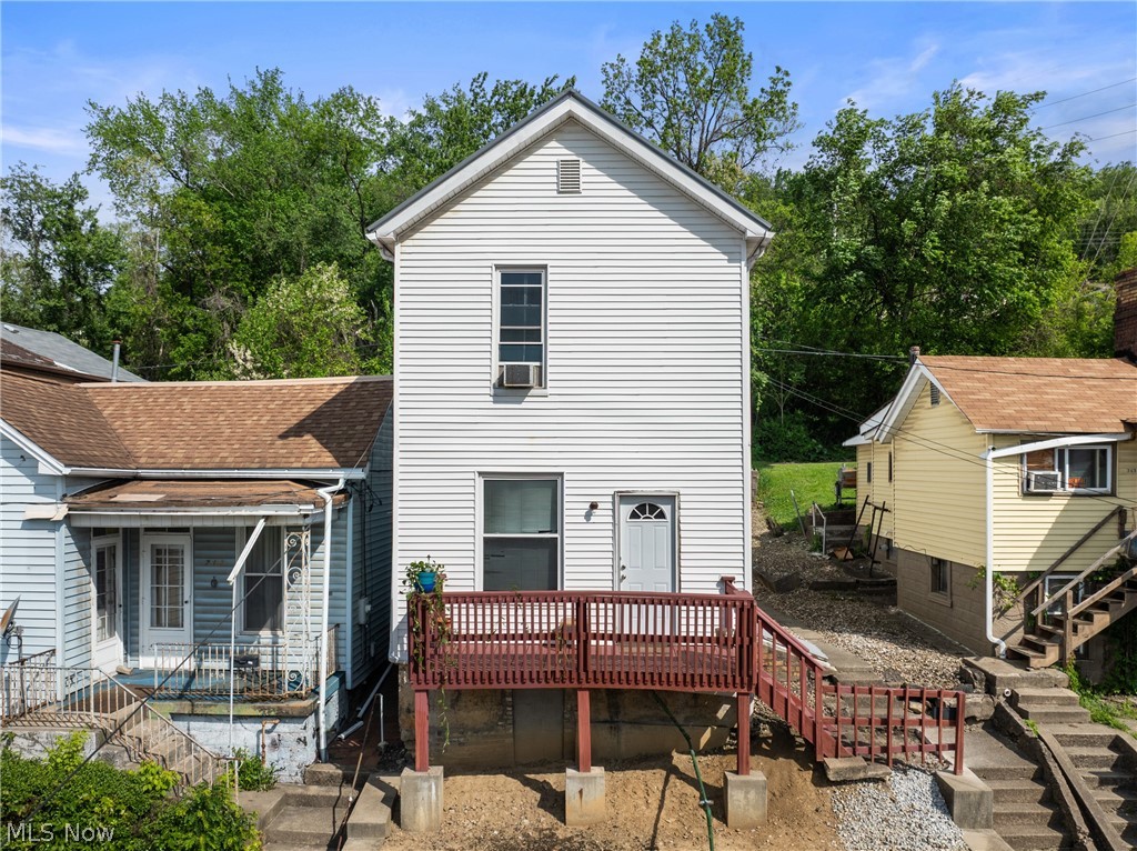 715 N Zane Highway Martins Ferry OH 43935