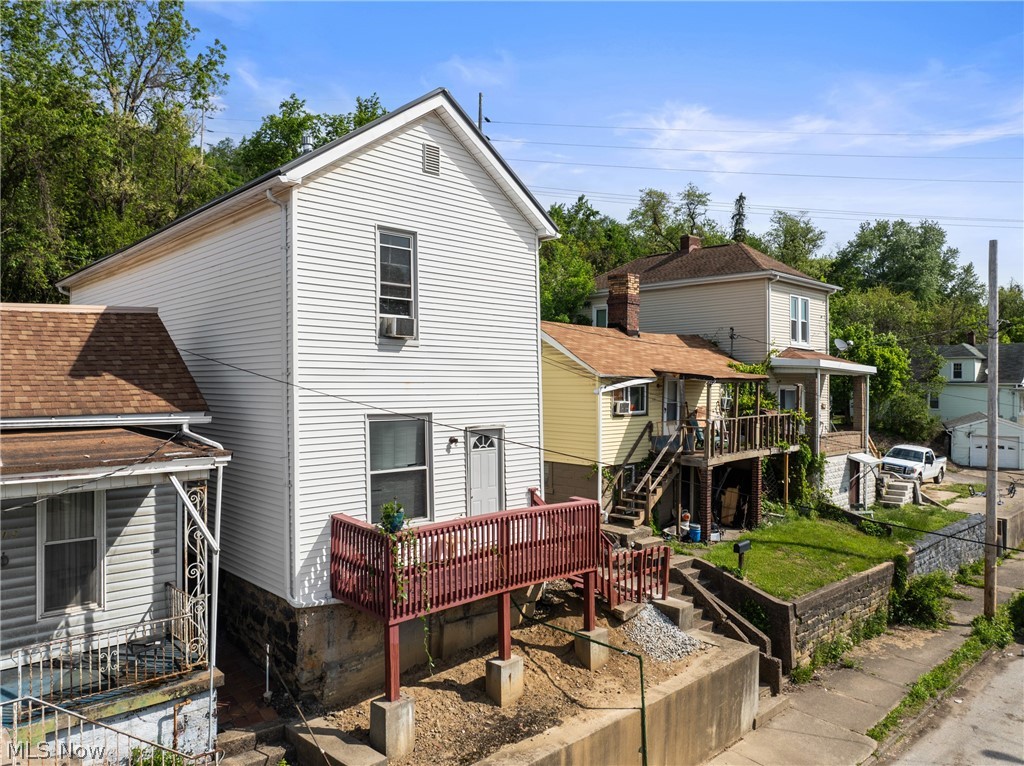 715 N Zane Highway Martins Ferry OH 43935