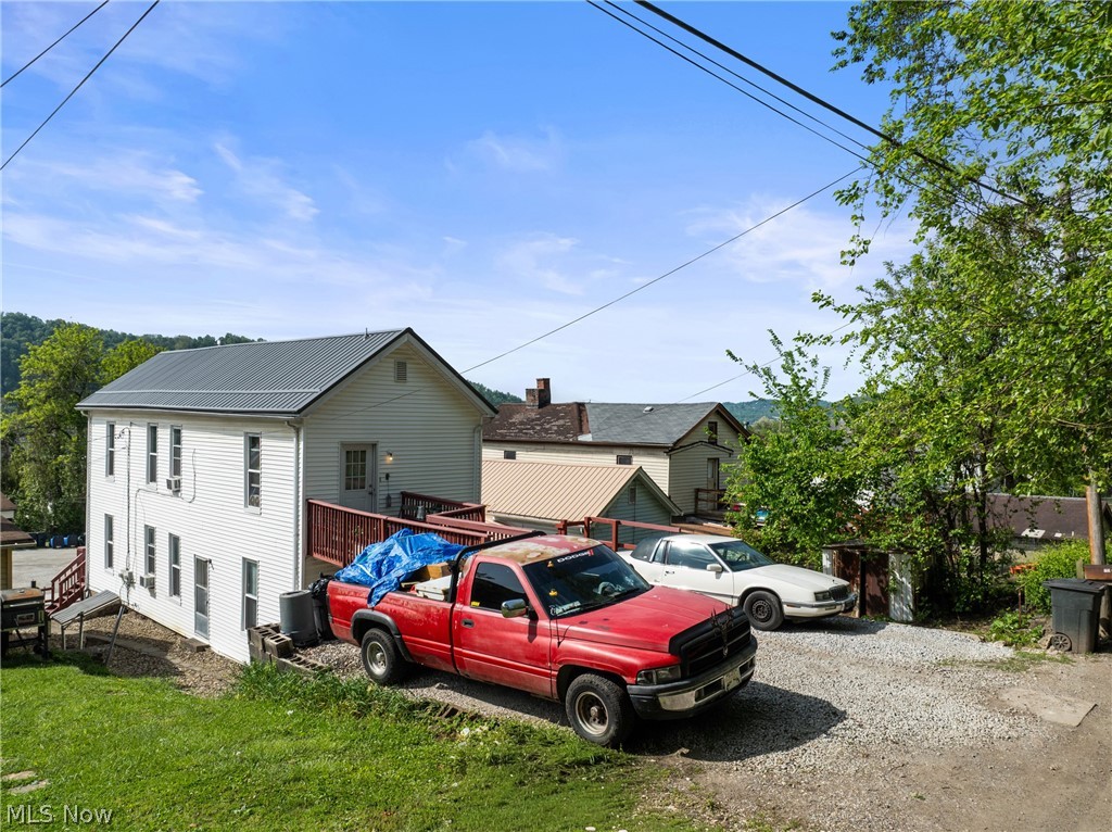 715 N Zane Highway Martins Ferry OH 43935