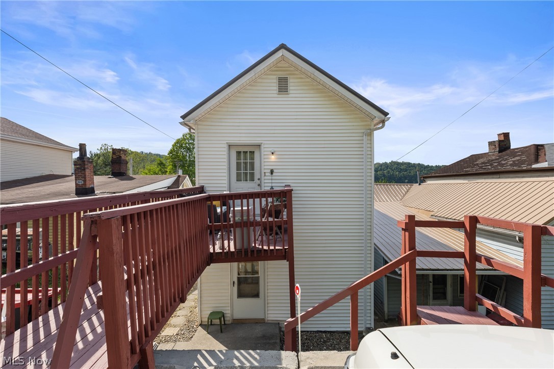 715 N Zane Highway Martins Ferry OH 43935